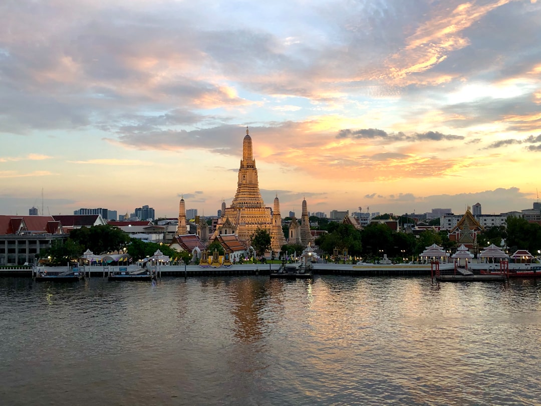 Thailand travel packages - Bangkok temples