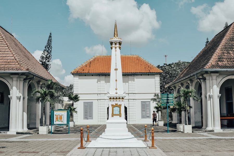 DescriptionFort Vredeburg Museum, was a former colonial fortress located in the city of Yogyakarta. The military complex has been converted into an Independence Struggle Museum which was opened in 1992. It is located in front of Gedung Agung and Kraton Yogyakarta.